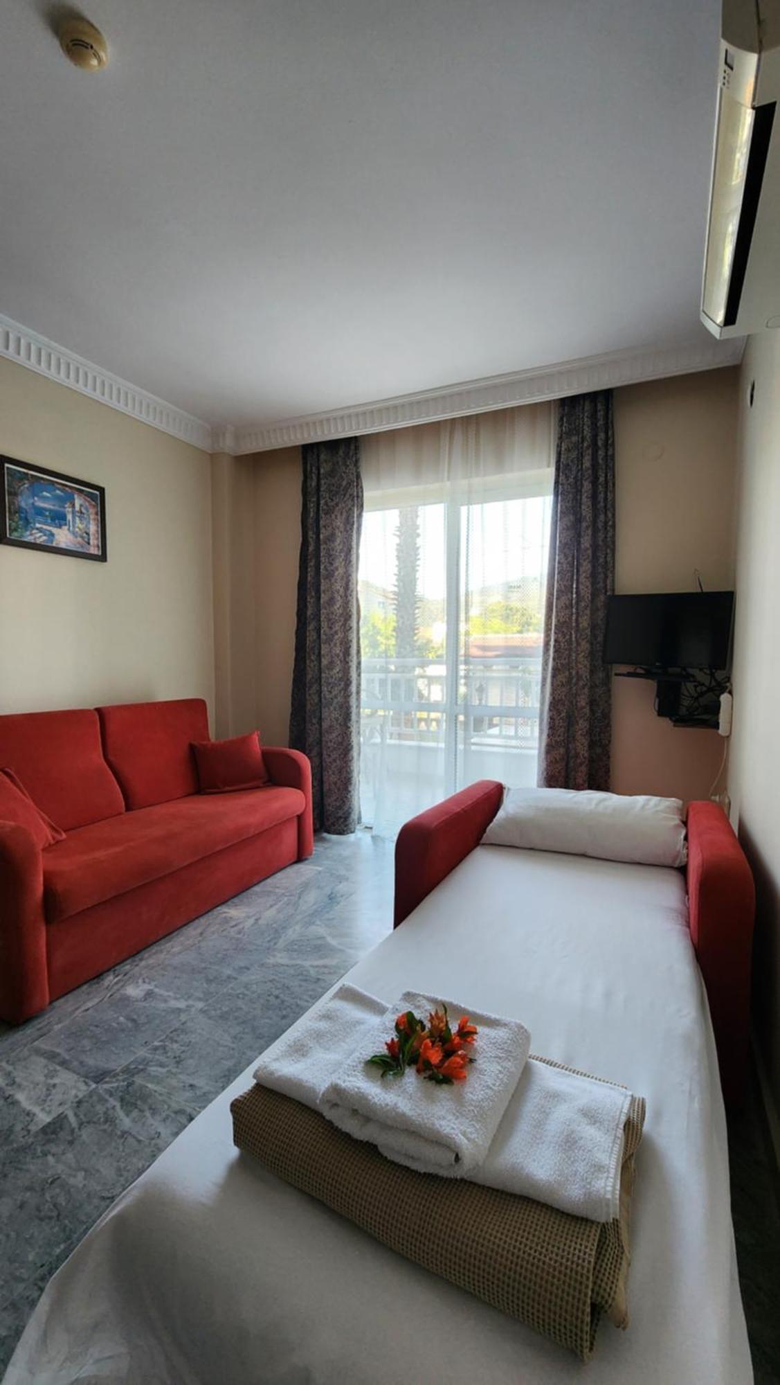 מרמריס Irem Apart Hotel מראה חיצוני תמונה