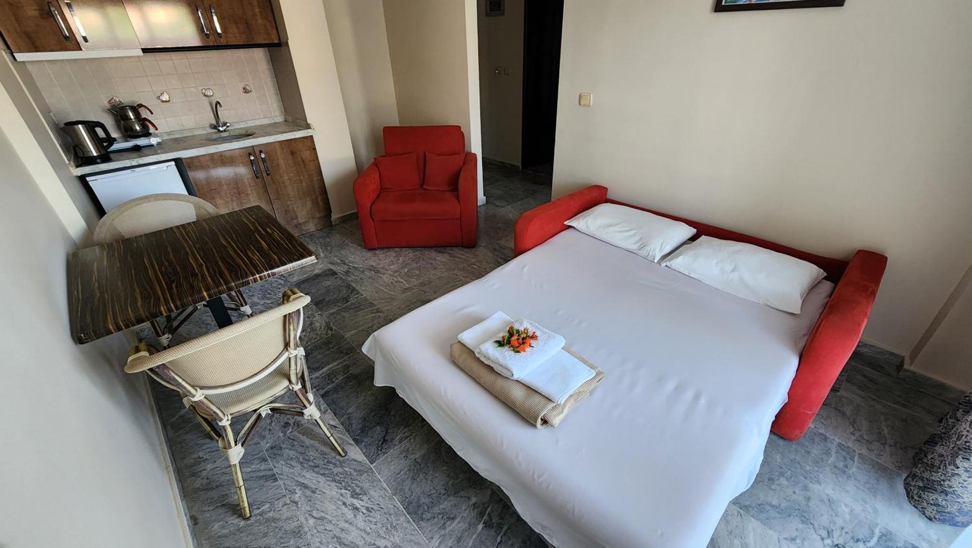 מרמריס Irem Apart Hotel מראה חיצוני תמונה