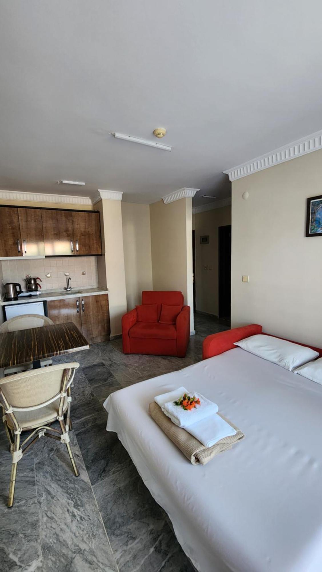 מרמריס Irem Apart Hotel מראה חיצוני תמונה