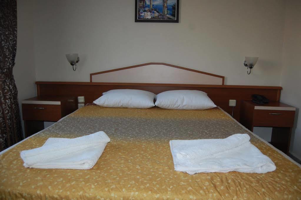 מרמריס Irem Apart Hotel מראה חיצוני תמונה